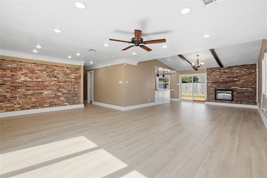 7706 Chantilly Cir, Galveston, TX 77551 - photo 5