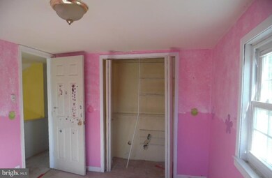 8227 Cornwall Rd, Dundalk, MD 21222 - photo 7