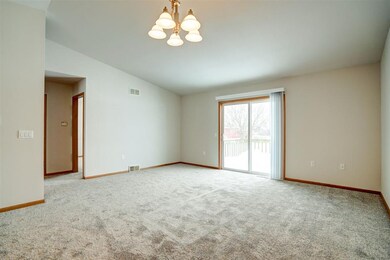 112 4th St, Brooklyn, WI 53521 - photo 7