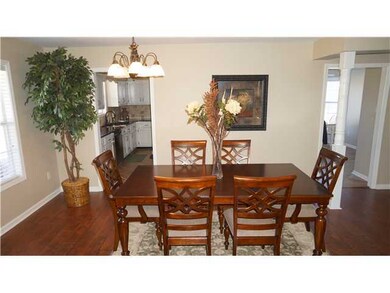 Hardwood Floors~Neutral Paint~Spacious Room That W