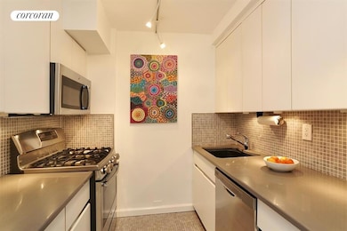 Harridge House Apartments unit 11M, New York, NY 10022 - photo 4