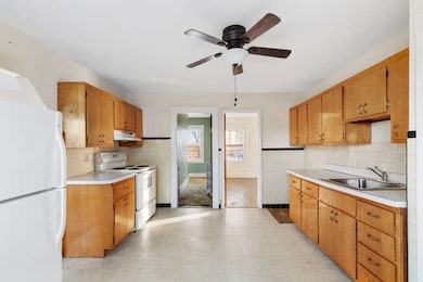 13 Highland St, Wakefield, MA 01880 - photo 7