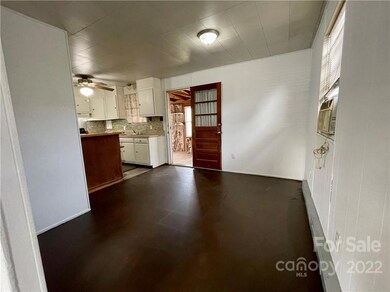 106 Le An Hurst Rd, Asheville, NC 28803 - photo 4