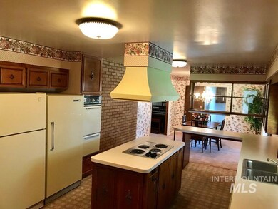 608 W 21st St, Burley, ID 83318 - photo 7