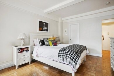 24 5th Ave unit 607, New York, NY 10011 - photo 2