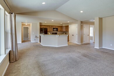 24-web-or-mls-2543 SW 24th St-24