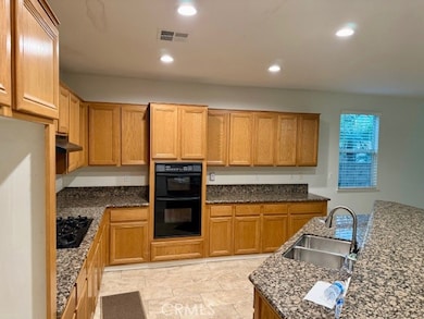 2495 Hannum Cir, Corona, CA 92882 - photo 3