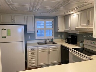 Lido Towers unit 507, Sarasota, FL 34236 - photo 2