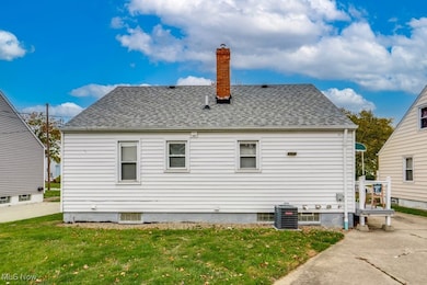 29800 Robert St, Wickliffe, OH 44092 - photo 5