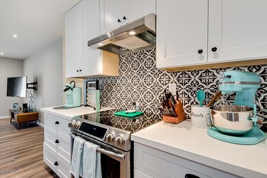 Beautiful kitchen backsplash