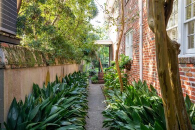 7LoganStreet-KeenEyeMarketing-003