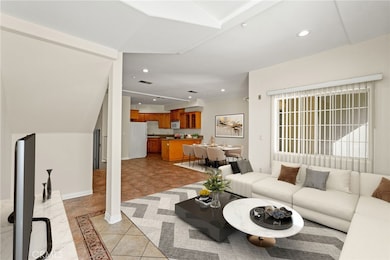 1201 Viola Ave unit 104, Glendale, CA 91202 - photo 5