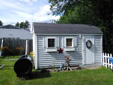 28 Crescent St, Hill, NH 03243 - photo 4