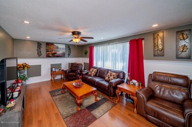 8308 Cloverport Dr, Louisville, KY 40228 - photo 7