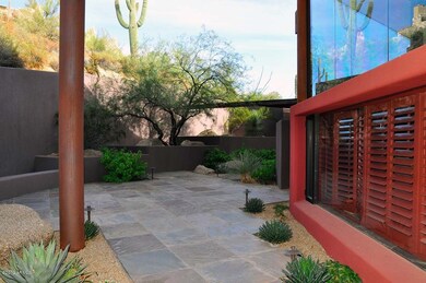 Courtyard2