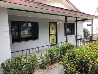 21 E Washingtonia St, Lake Placid, FL 33852 - photo 2