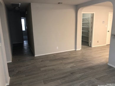 4114 Chinkapin Oak, San Antonio, TX 78223 - photo 7