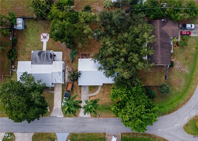 2085 E Tobago Cir, Fort Myers, FL 33905 - photo 2