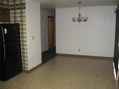 Dining Area connected to the kitchen.