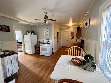 47 N Main St unit 2R, West Boylston, MA 01583 - photo 6