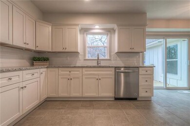 5107 Ballentine St, Shawnee, KS 66203 - photo 5