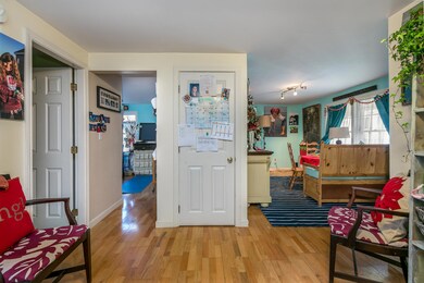 20 Bridge St unit 2, Yarmouth, ME 04096 - photo 4