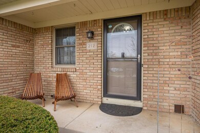 212 Charring Cross Dr-1