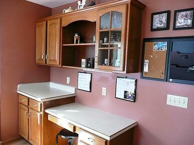 Kitchen. Functional and convenient kitchen planning area.