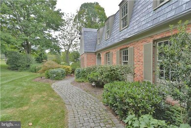 537 Wyngate Rd, Lutherville Timonium, MD 21093 - photo 3