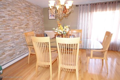 95 Cotter Ave, Staten Island, NY 10306 - photo 6