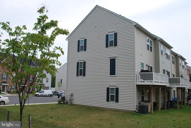 17 Gates Park Ct, Halethorpe, MD 21227 - photo 2