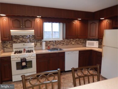 2316 Alsace Rd, Reading, PA 19604 - photo 4