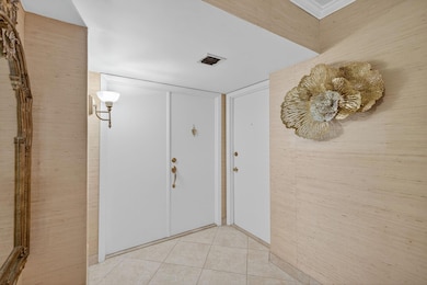 Plaza South Condominium unit 14D, Fort Lauderdale, FL 33308 - photo 2