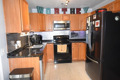 3203 Avenue H, Bay City, TX 77414 - photo 3