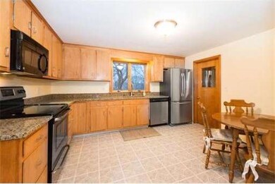 104 Lancaster Rd, Arlington, MA 02476 - photo 6