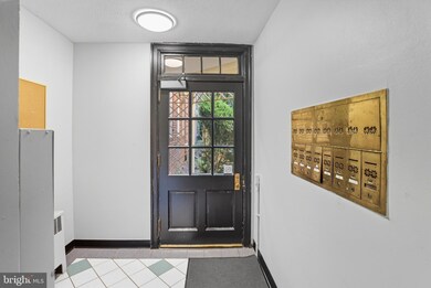 2302 Colston Dr unit 104, Silver Spring, MD 20910 - photo 3