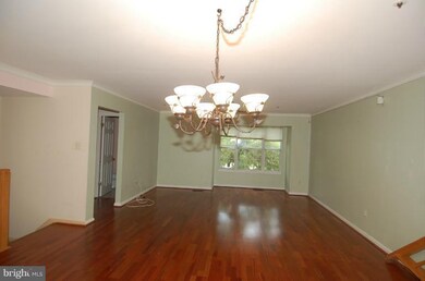 9302 Frensham Ct, Laurel, MD 20708 - photo 2