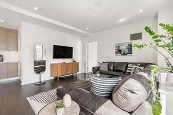 14 W Broadway unit 705, Boston, MA 02127 - photo 6