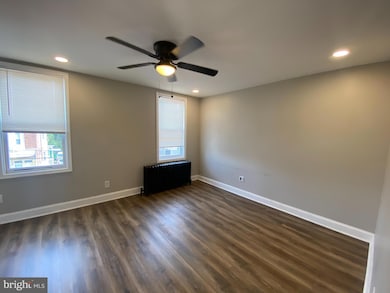 22 N Front St unit 2, Darby, PA 19023 - photo 5