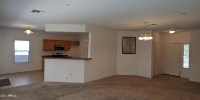 03_Entry and kitchen