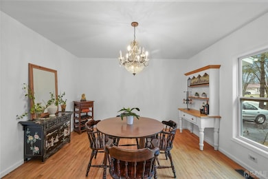 21 Woodlake Dr, Piscataway, NJ 08854 - photo 4