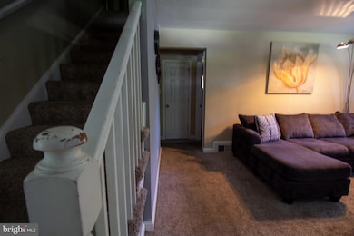 3904 Hemlock Place, Temple Hills, MD 20748 - photo 5