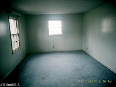 2nd Bedroom.