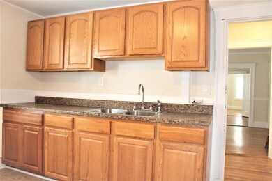 24 Bolton St unit 2R, Somerville, MA 02143 - photo 3