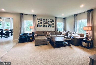 856 W Chestnut St, Coatesville, PA 19320 - photo 4