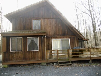 802 Willow Ct S, Hawley, PA 18428 - photo 2