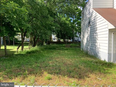 69 Spring Garden St unit 1ST FLOOR, Riverside, NJ 08075 - photo 3