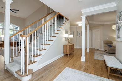 WELCOMING ENTRANCE FOYER