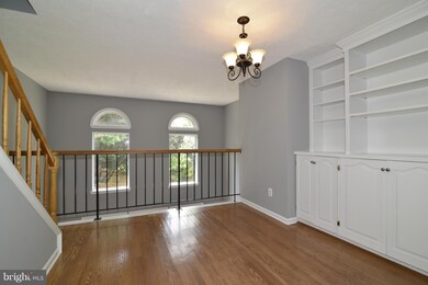 13941 Big Yankee Ln, Centreville, VA 20121 - photo 6