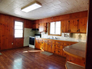 812 Mahoning Dr E, Lehighton, PA 18235 - photo 6